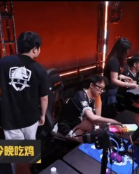 星空体育APP-PCL春季赛决赛D2R5：ZCG吃鸡，单局10淘汰