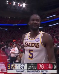 星空体育下载-艾顿遭驱逐，湖人vs火箭激战未现横扫|NBA|体育赛事讨论|休斯敦火箭队|德安德烈·艾顿|洛杉矶湖人队_新浪体育_新浪新闻