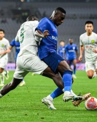 星空体育-场外风波影响状态?国安双外援中卫终结申花5连胜