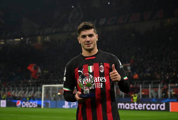 1681351832856098353.jpg 1251758077-612x612.jpg